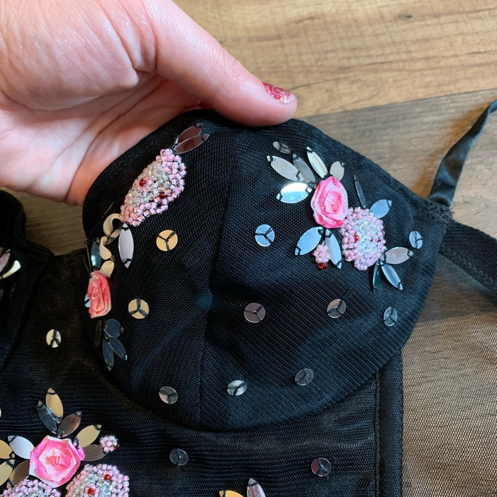 VS Vintage Y2K pink label rhinestone floral rosette embroidered crystal corset - Picture 4 of 13